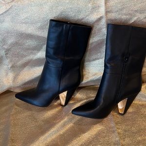 Size 8 BCBG heeled black boots. New